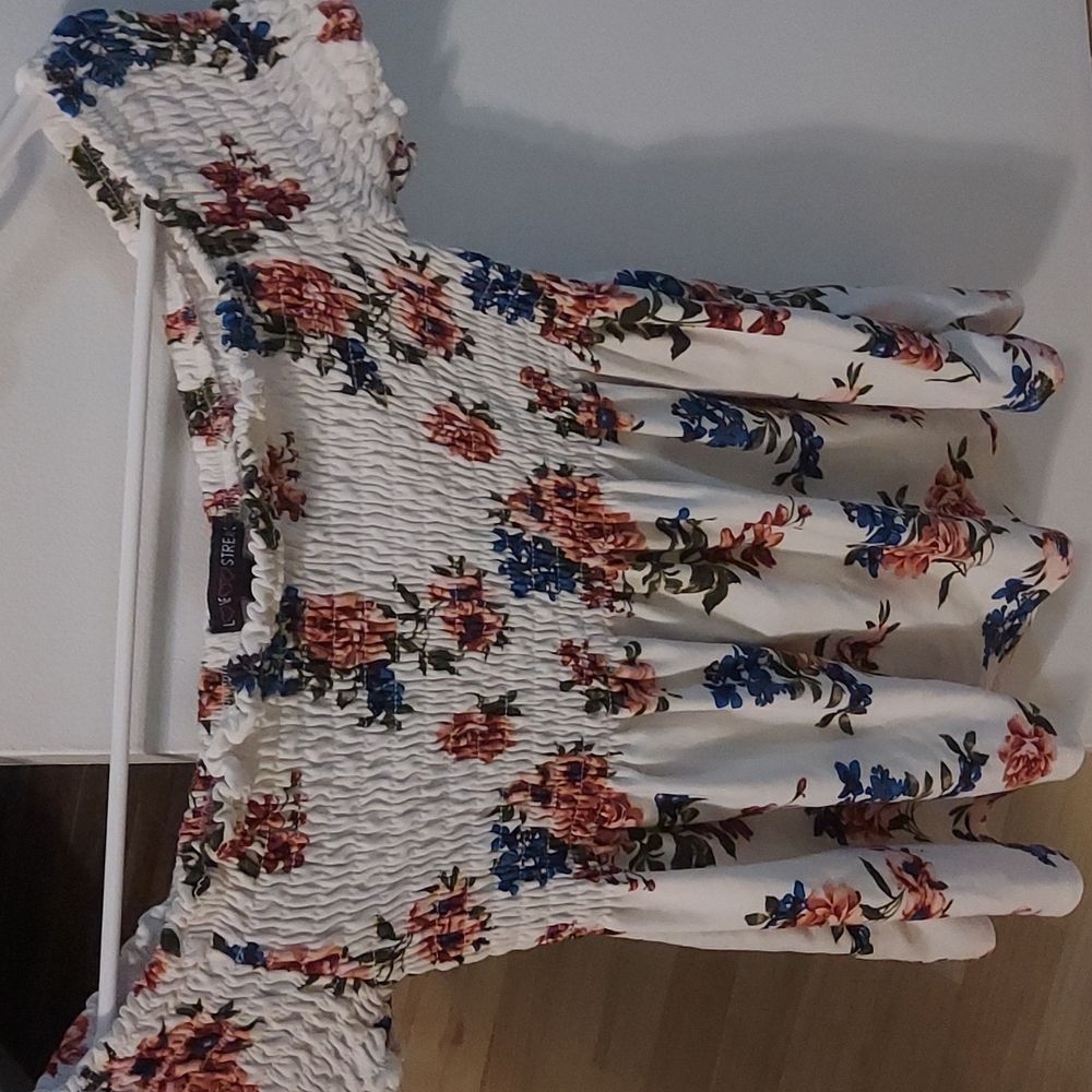 Babydoll ruffle shirt
